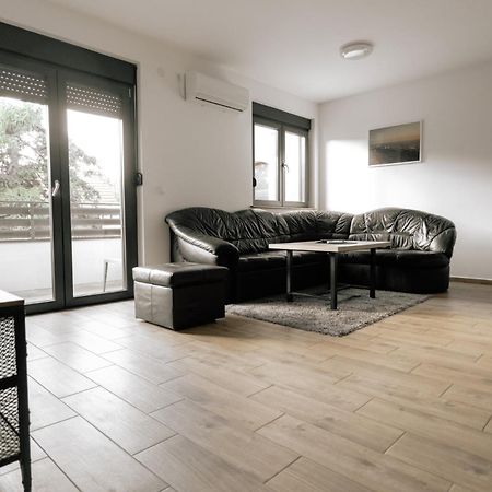Backspace Apartments Vrsac Extérieur photo
